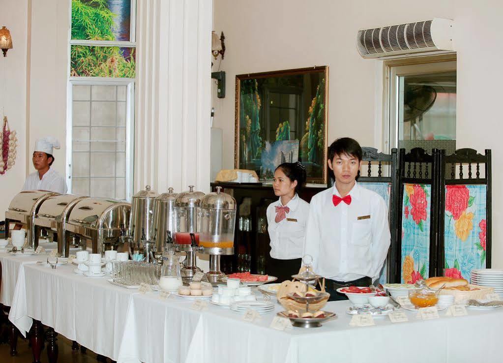 โรงแรมถวี๋แอง นิญบิ่ญ ภายนอก รูปภาพ